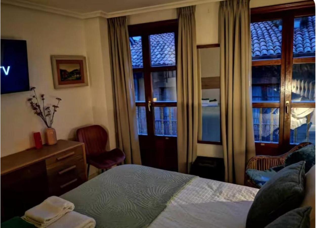 Apartamento En Casco Historico De *